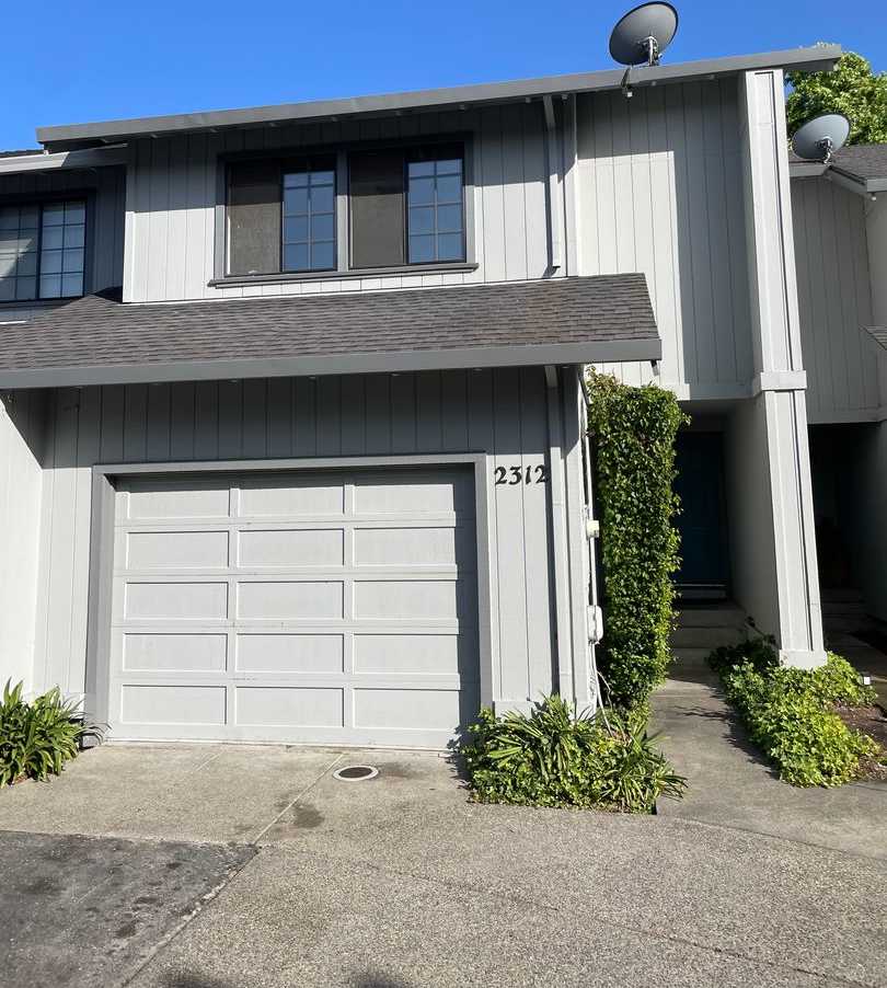Bennett Valley Condo with Garage!