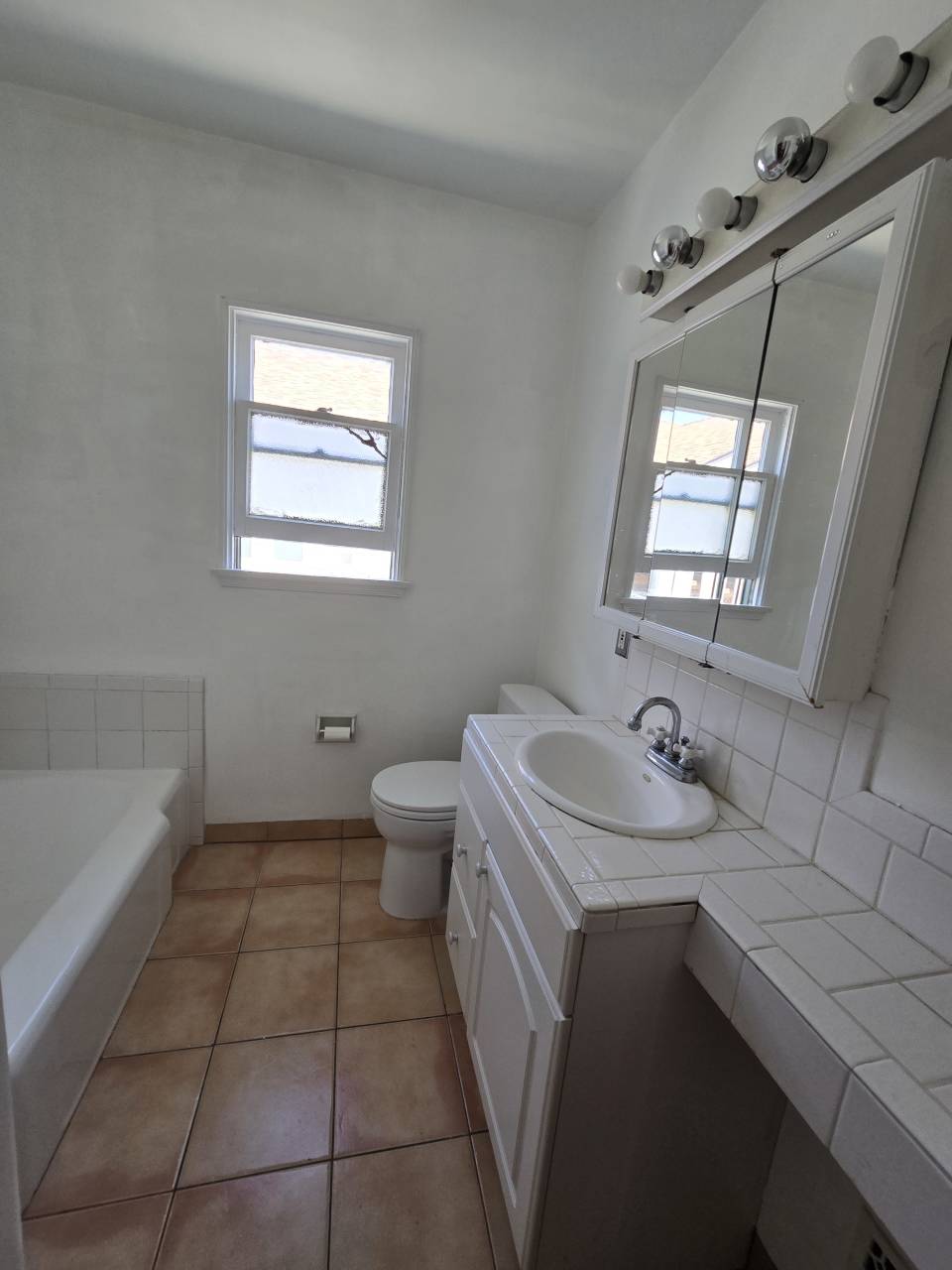 1231 Orange Grove Avenue