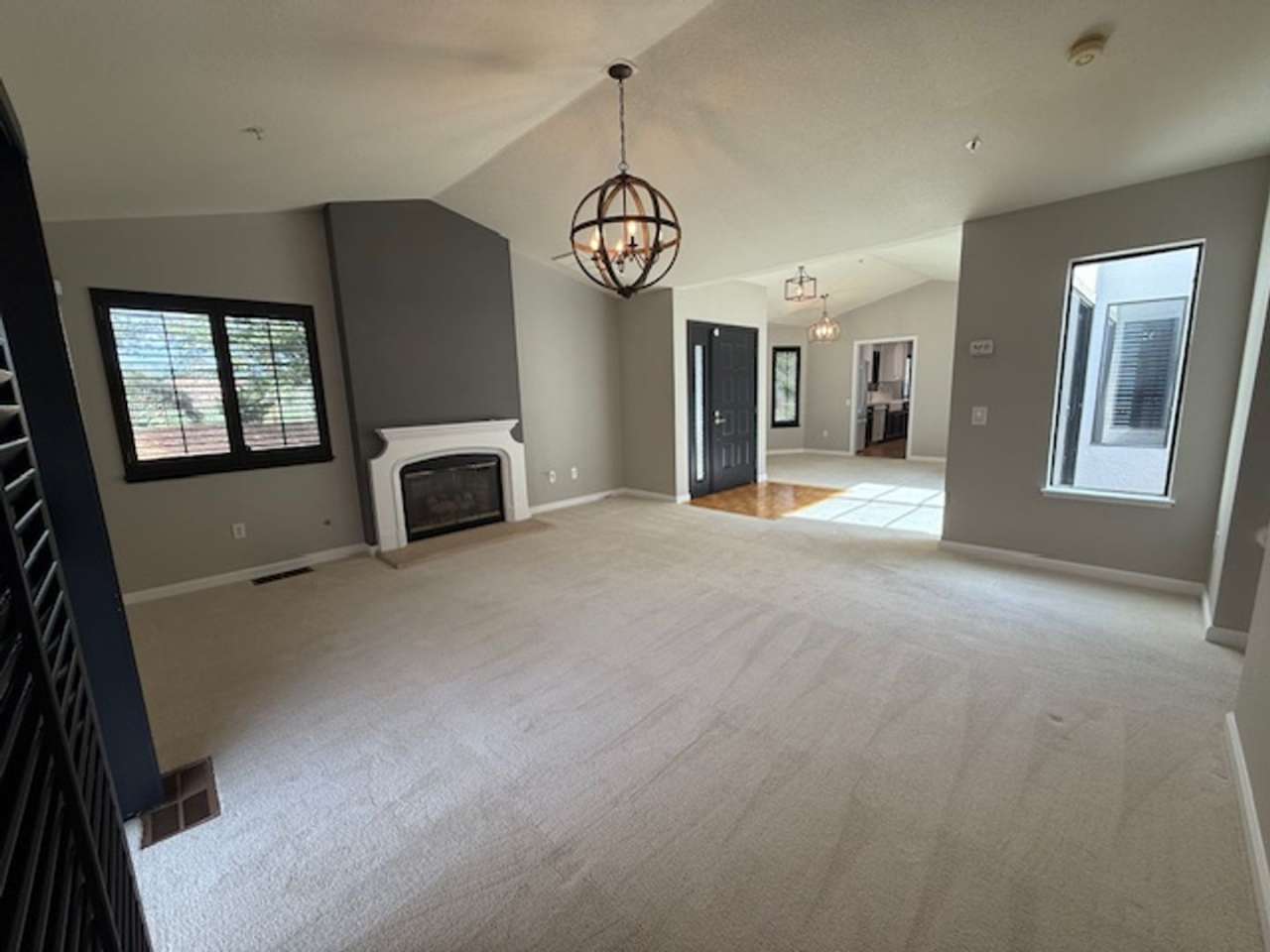 2-Bedroom Corner Condo In Willowbrook Senior Community