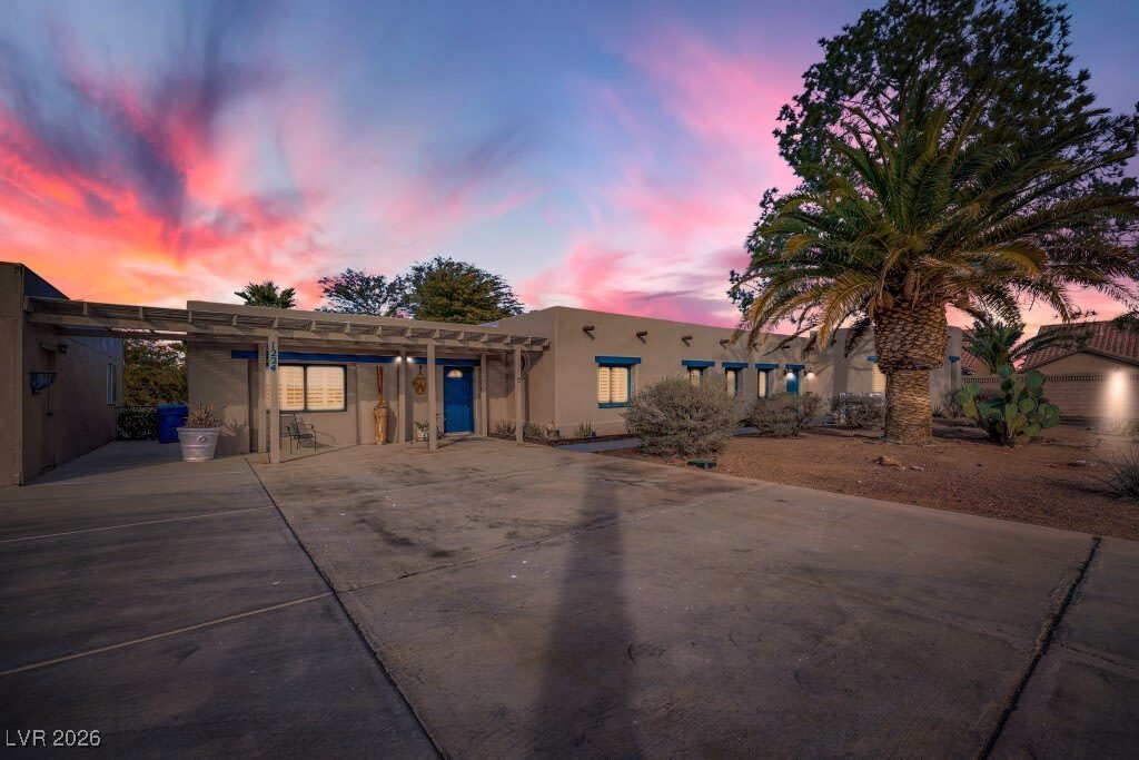 1224 Sur Este Avenue