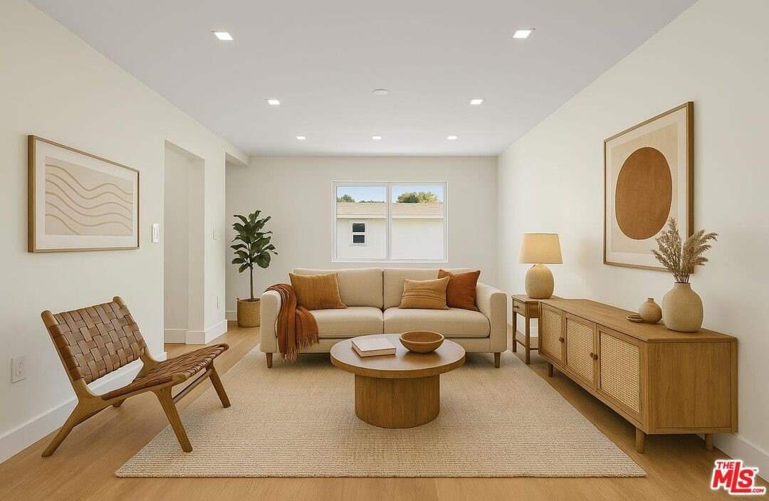 420 S Sepulveda Blvd unit: 21