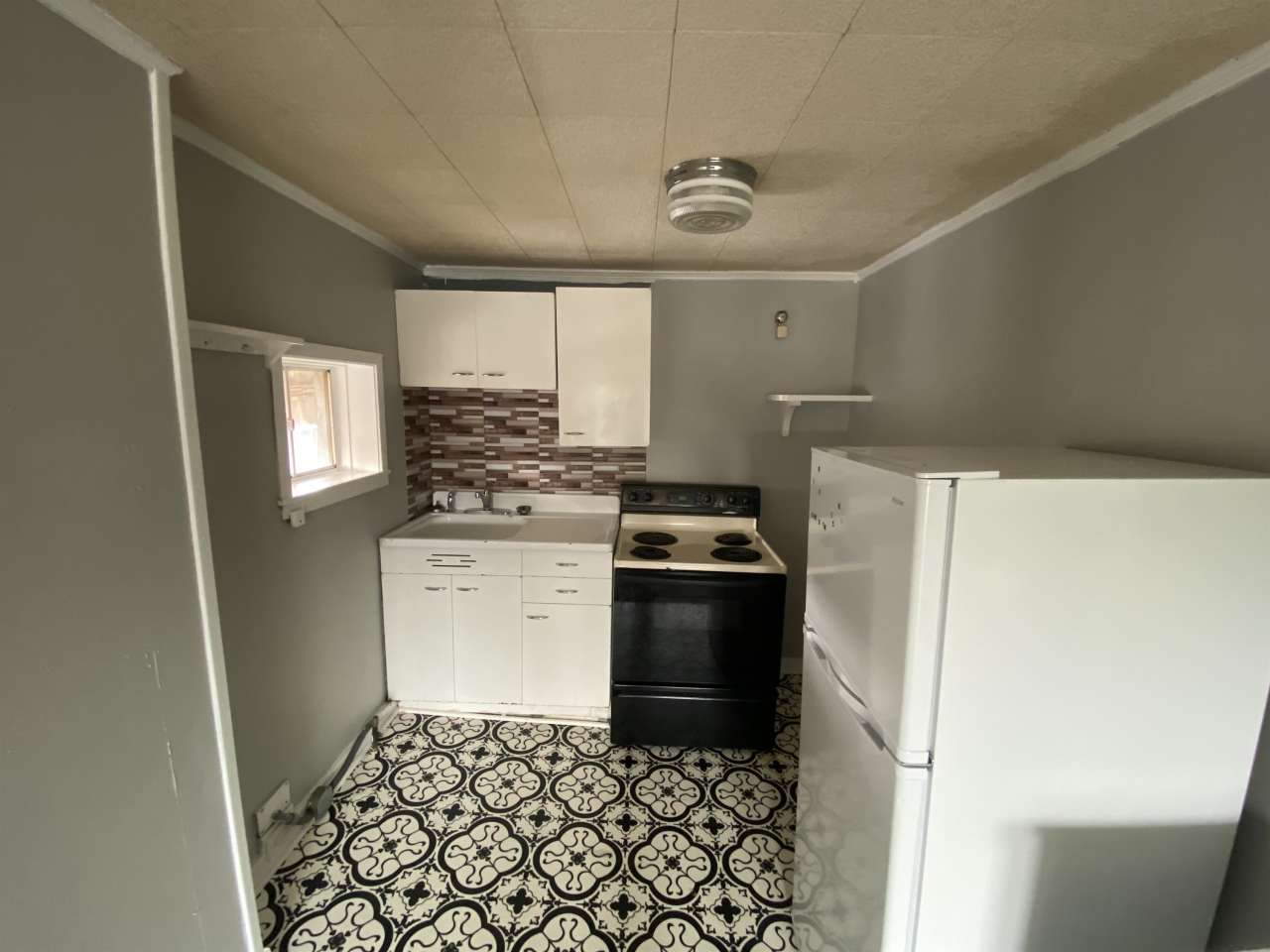 314 North Hawthorne Street - 3