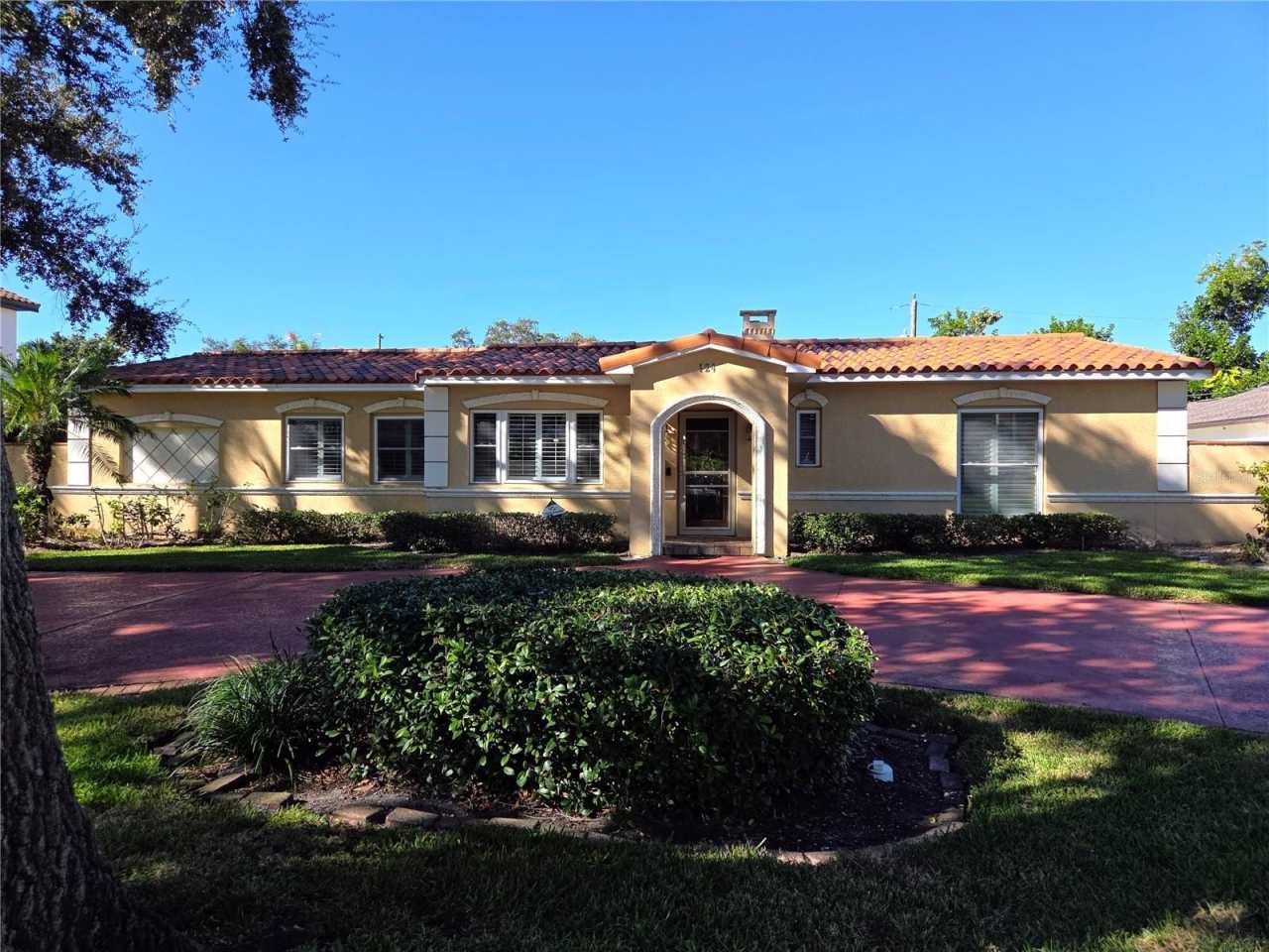 124 GIRALDA BOULEVARD NE