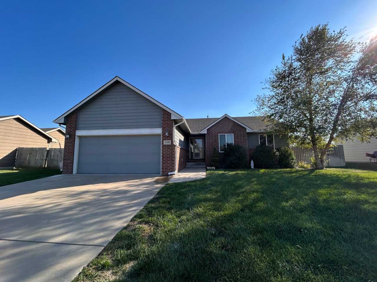 Beautiful 3 Bed 2 Bath + Bonus Room!