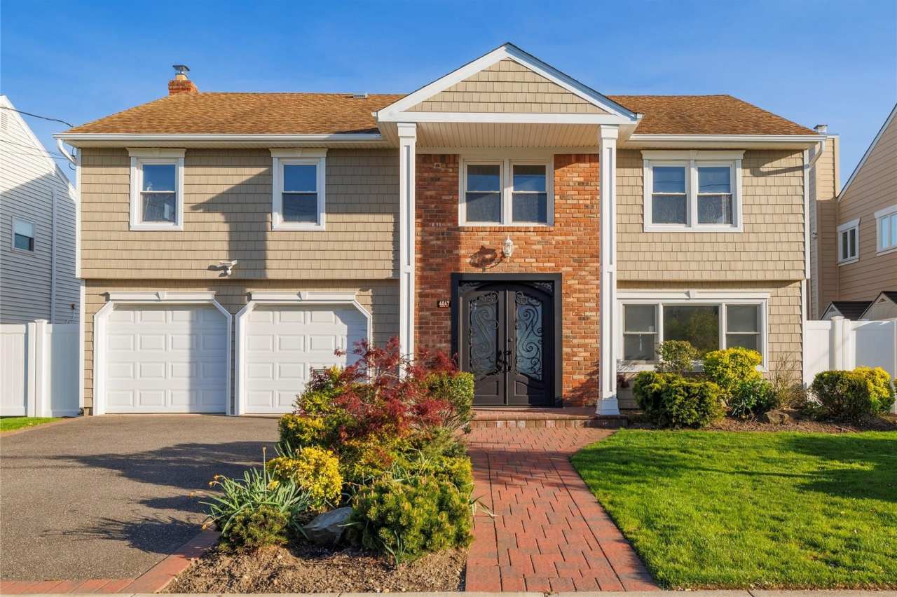 4047 Greentree Drive