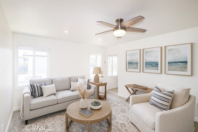 330 Avenida Cabrillo