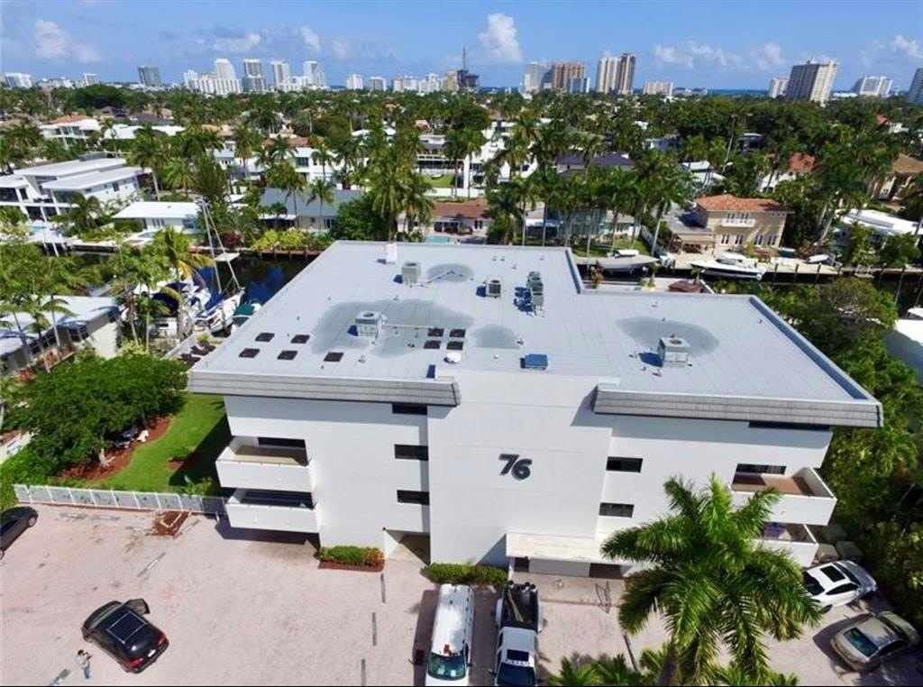 76 Isle Of Venice Dr