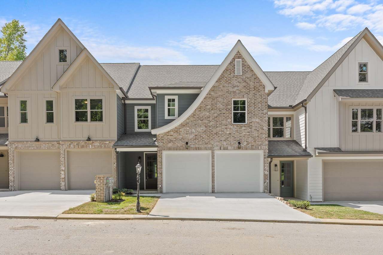 9706 Dutton Lane
