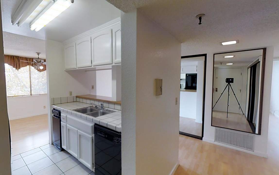 1132 Carpentier St Apt 308