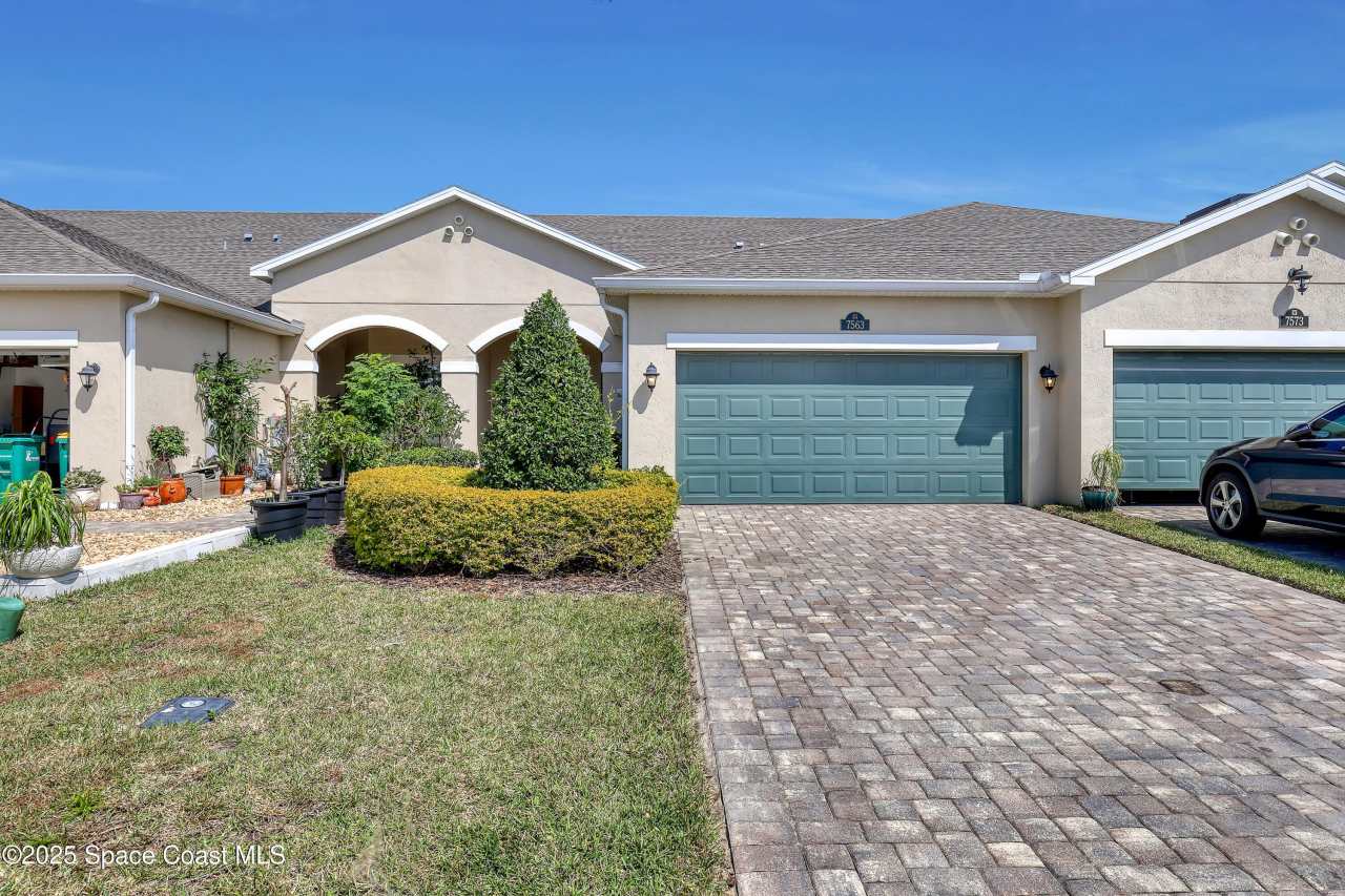 7563 Loren Cove Drive