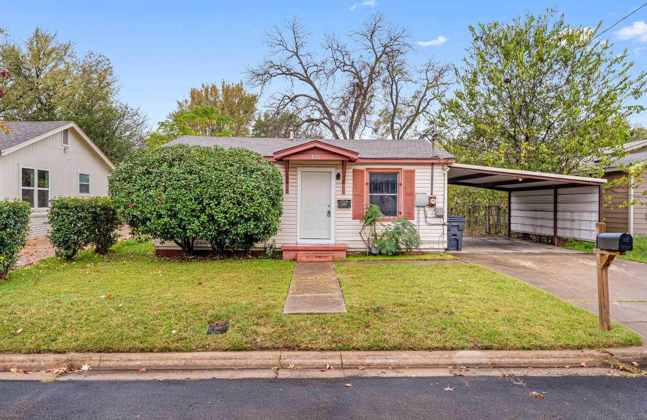 820 Pecan Avenue