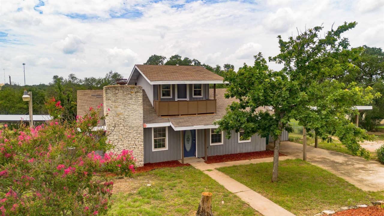 121 W Stonecastle Drive