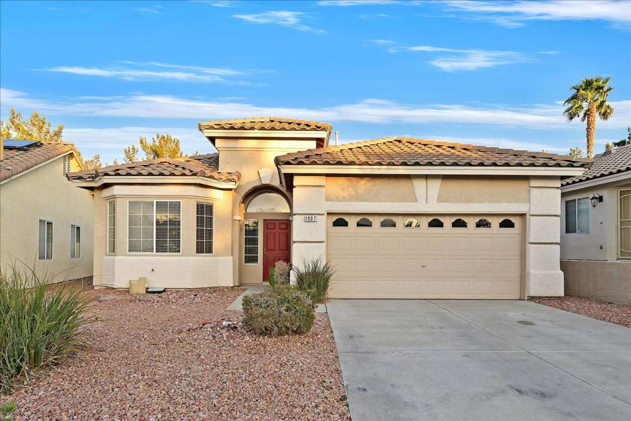 1 Story Pool Green Valley Ranch