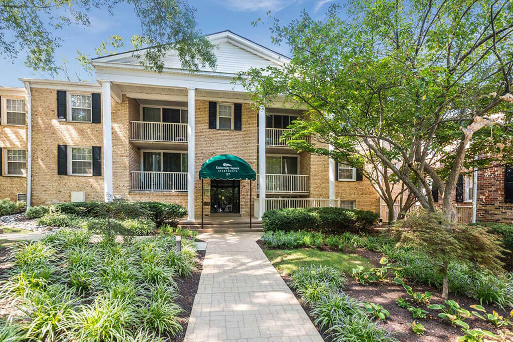 Lerner University Square