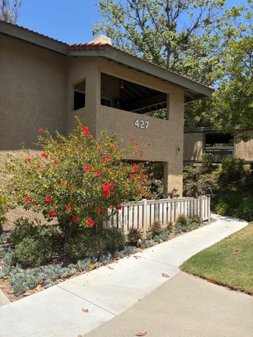Peaceful Senior Living 55+ in the Heart of Thousand Oaks