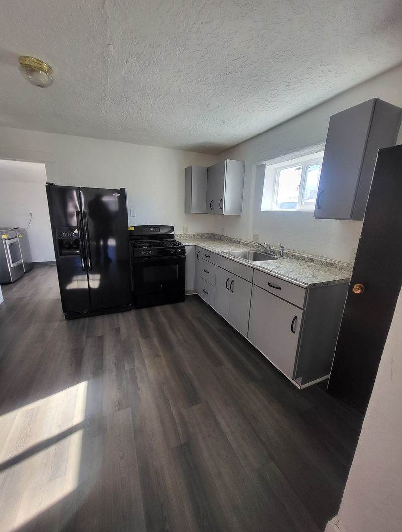 Newly renovated 2 bedroom House