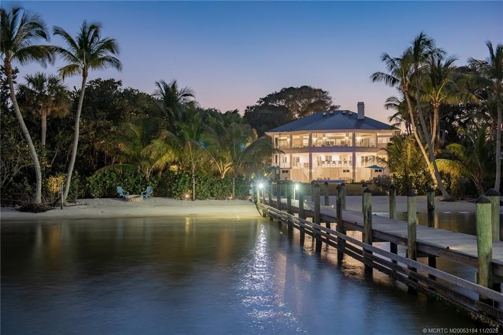 3365 SE Saint Lucie Boulevard