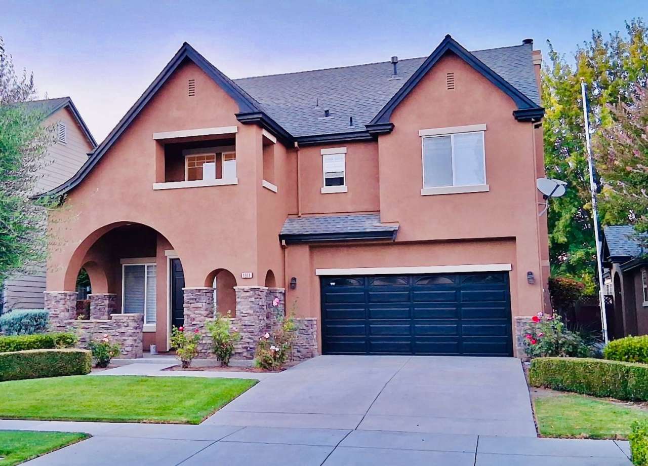 Beautifully Remodeled 4-Bedroom, 2.5 Bath Home with Fireplace in a Lovely Neighborhood