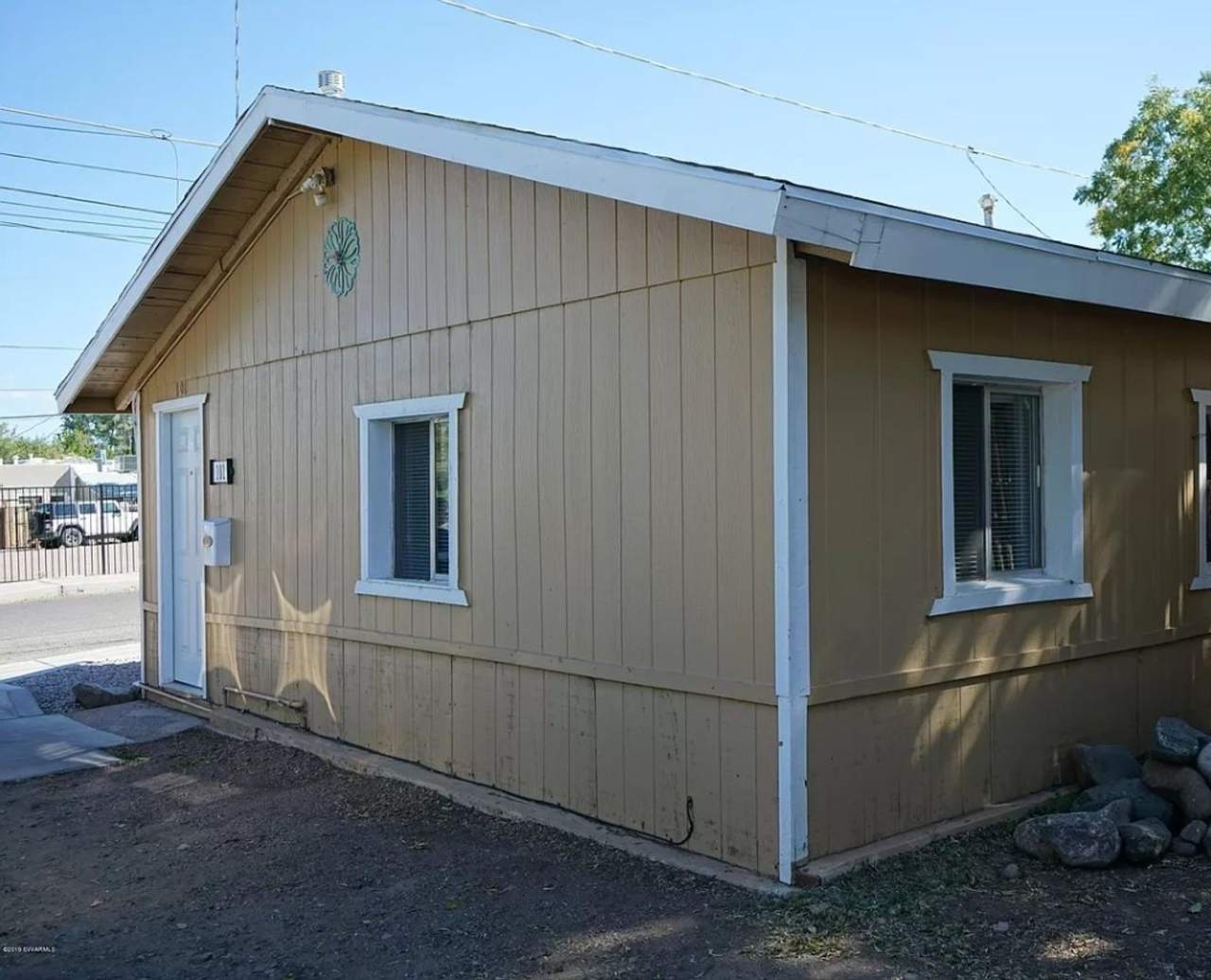 Price Reduced!! 1 bedroom Home in Old Town Cottonwood - Contact Property Pros Property Management
