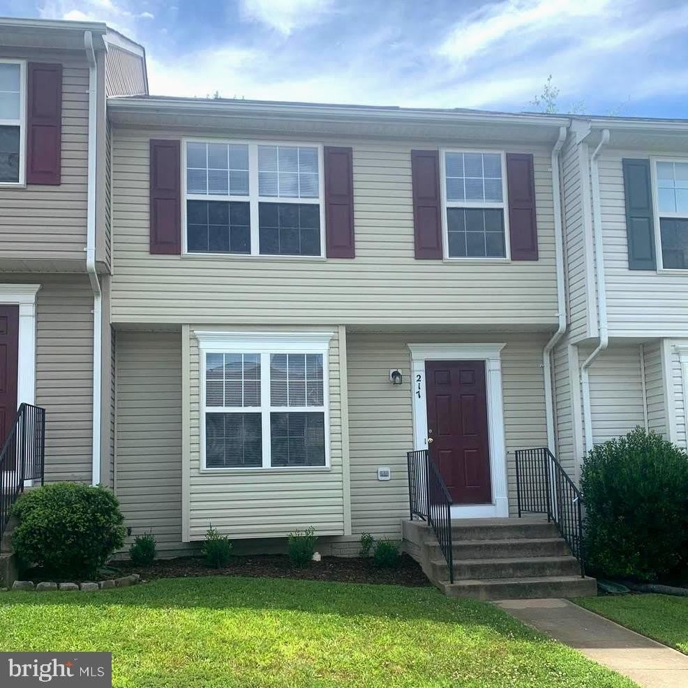 217 MERRILL COURT
