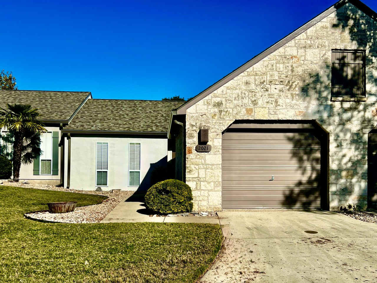 55+ Condo at the Highlander