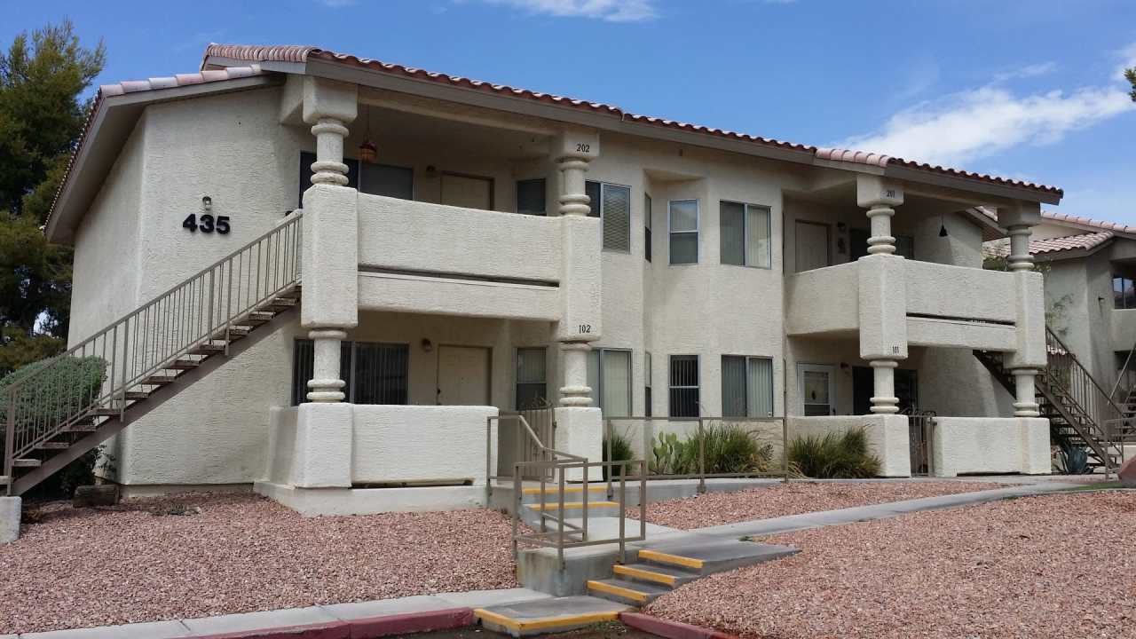 Fully Remodeled Rock Springs I Condo!
