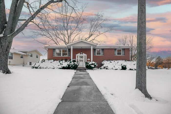 6809 North Kimberly Drive