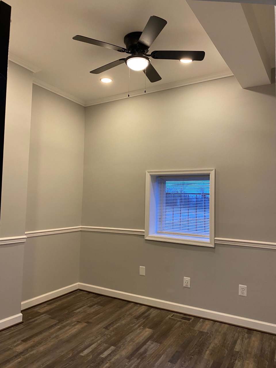 833 North Fulton Avenue - 1G Available $900 private bathroom