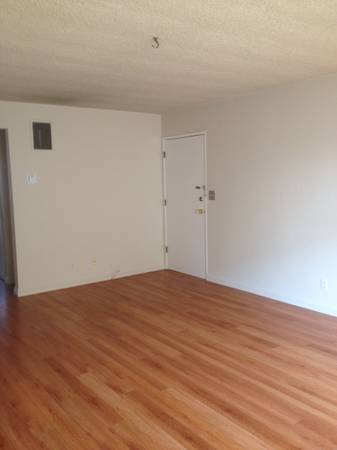 1120 San Rafael Avenue