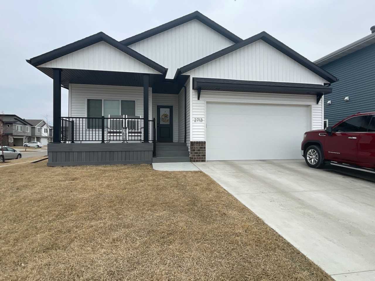4-bedroom, 3-bathroom West Fargo Single-Family Home w/ 3 Stall Garage