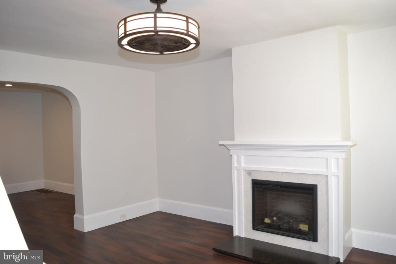 123 S MATLACK Street