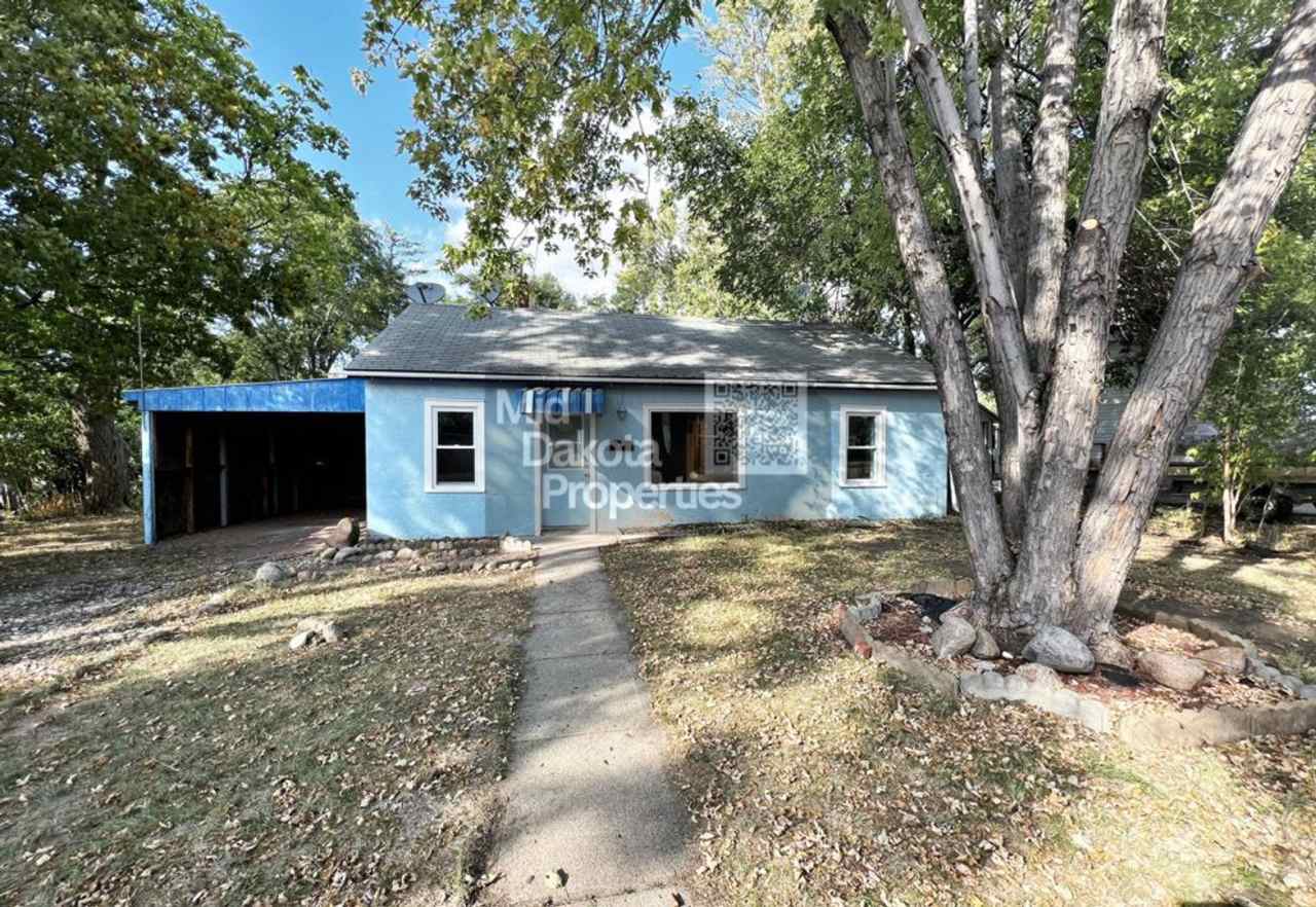 216 E 11th- 2 bedroom house