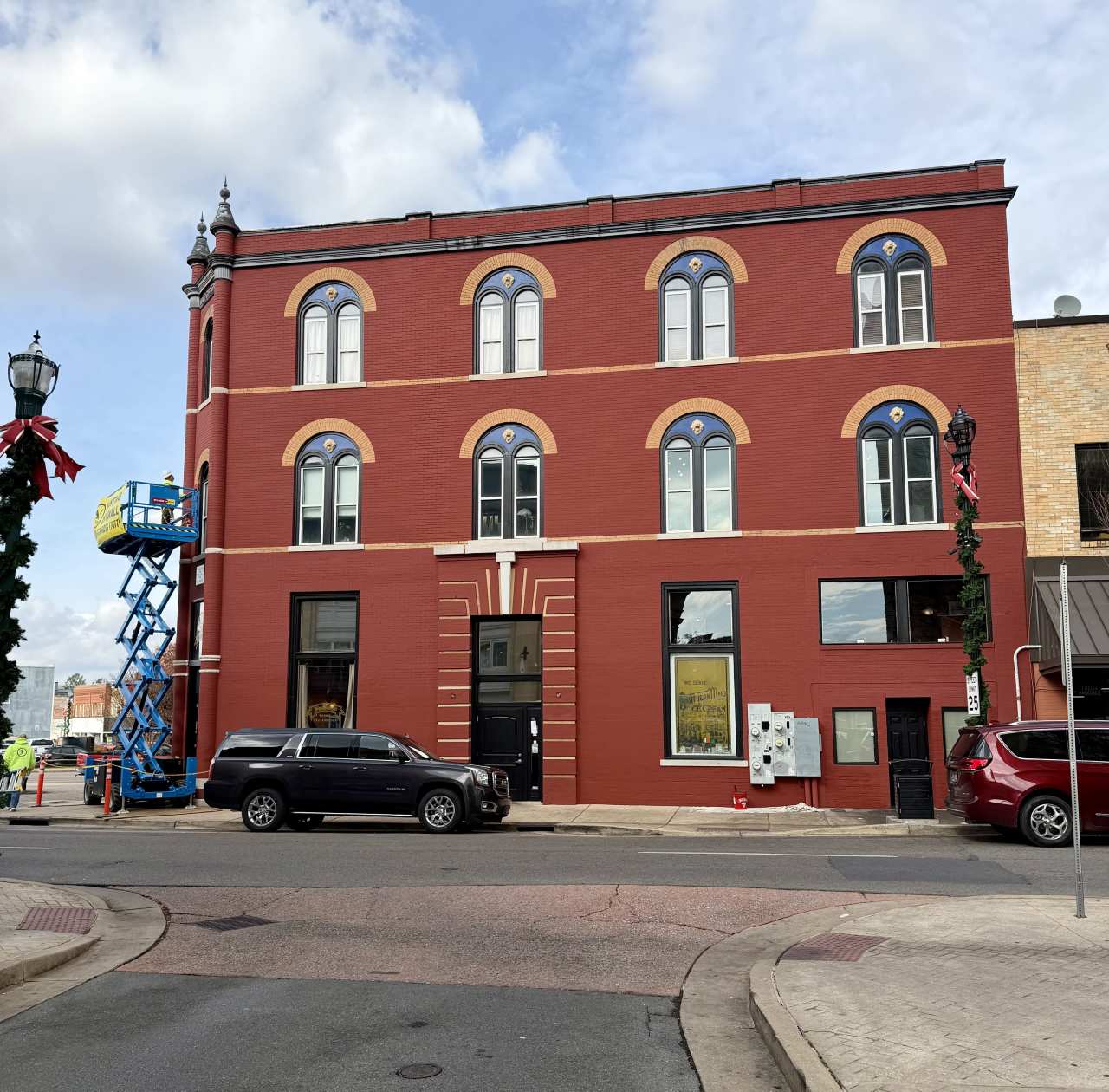 201 East Main Street