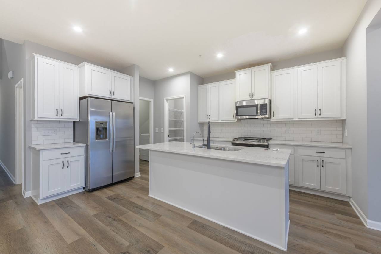 Awesome maple grove 5 bed 4 bath townhome! Pond views, 2 years old!