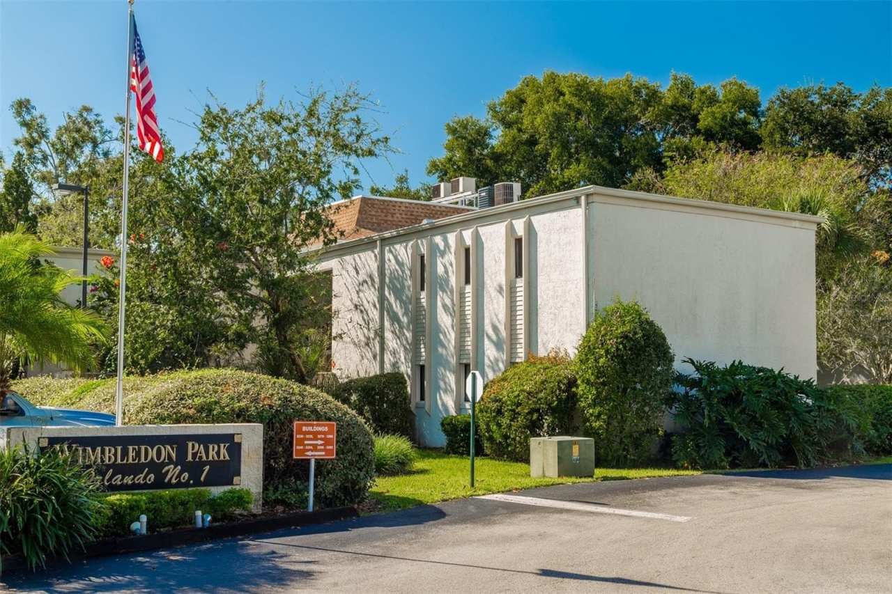 3240 S SEMORAN BOULEVARD