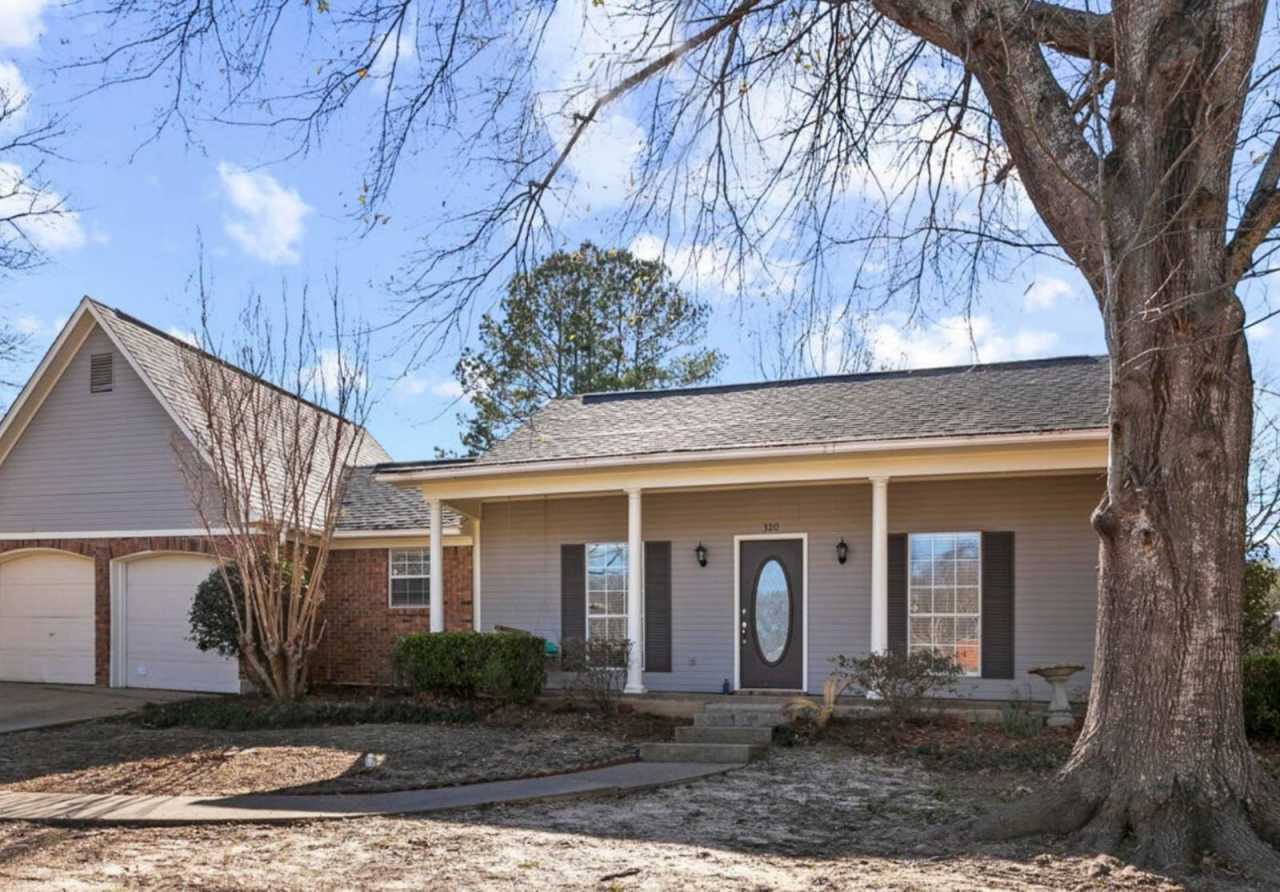 320  PEBBLE CREEK DRIVE