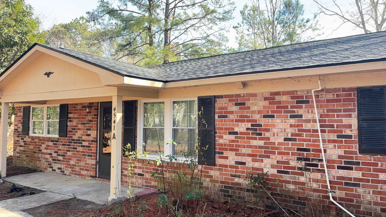 2 bedroom 1 bath duplex