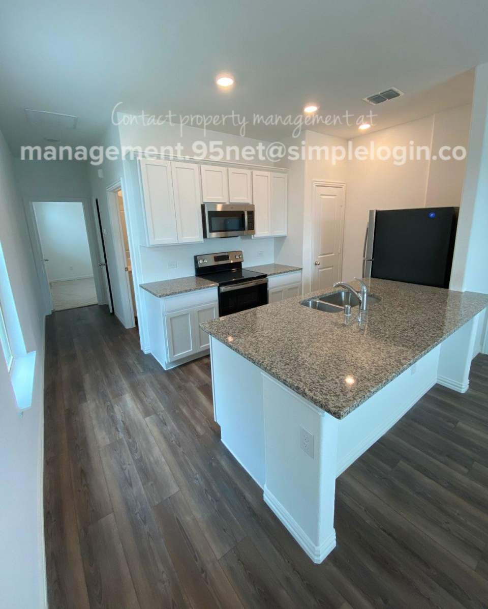 1022 Rosewood Street