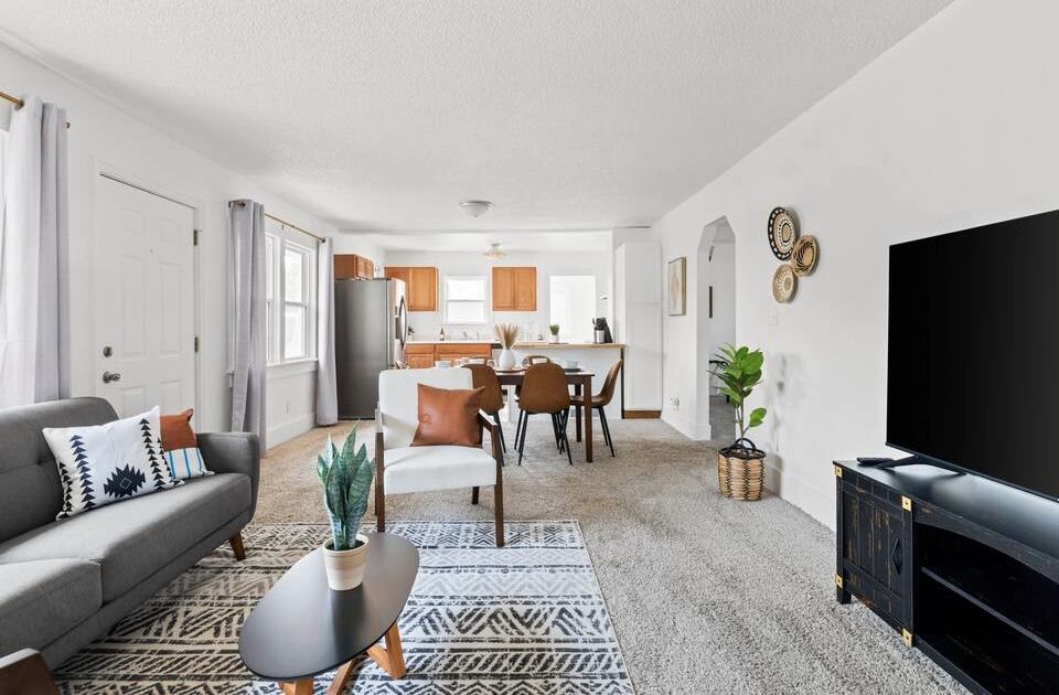 1905 5th Street South