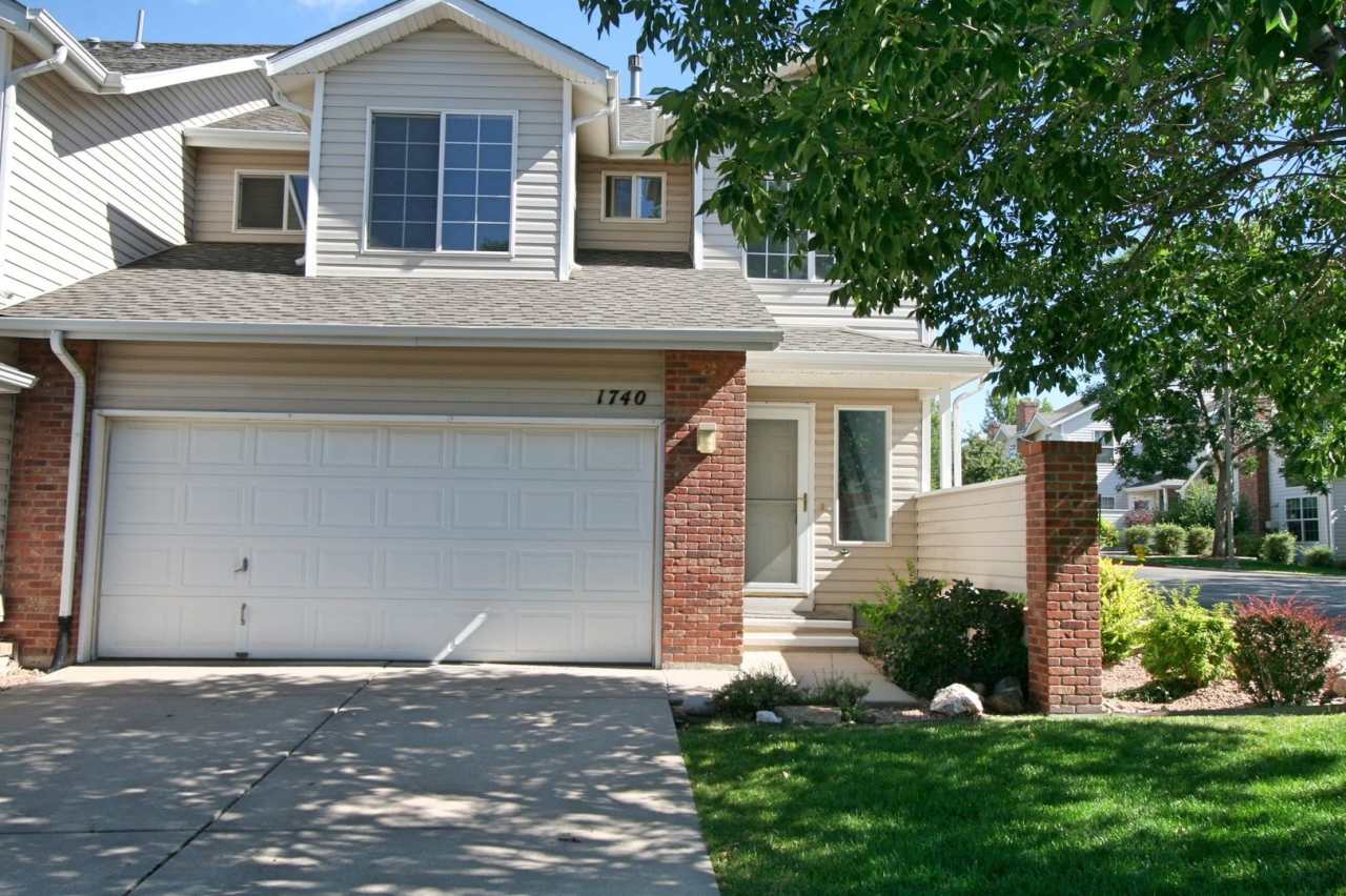 Desired End Unit Townhouse Available!