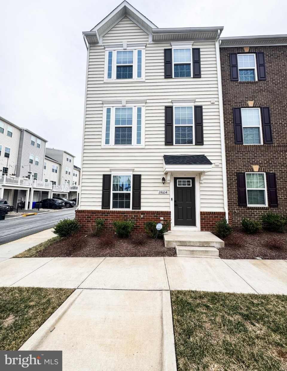 24604 CERVELO Terrace