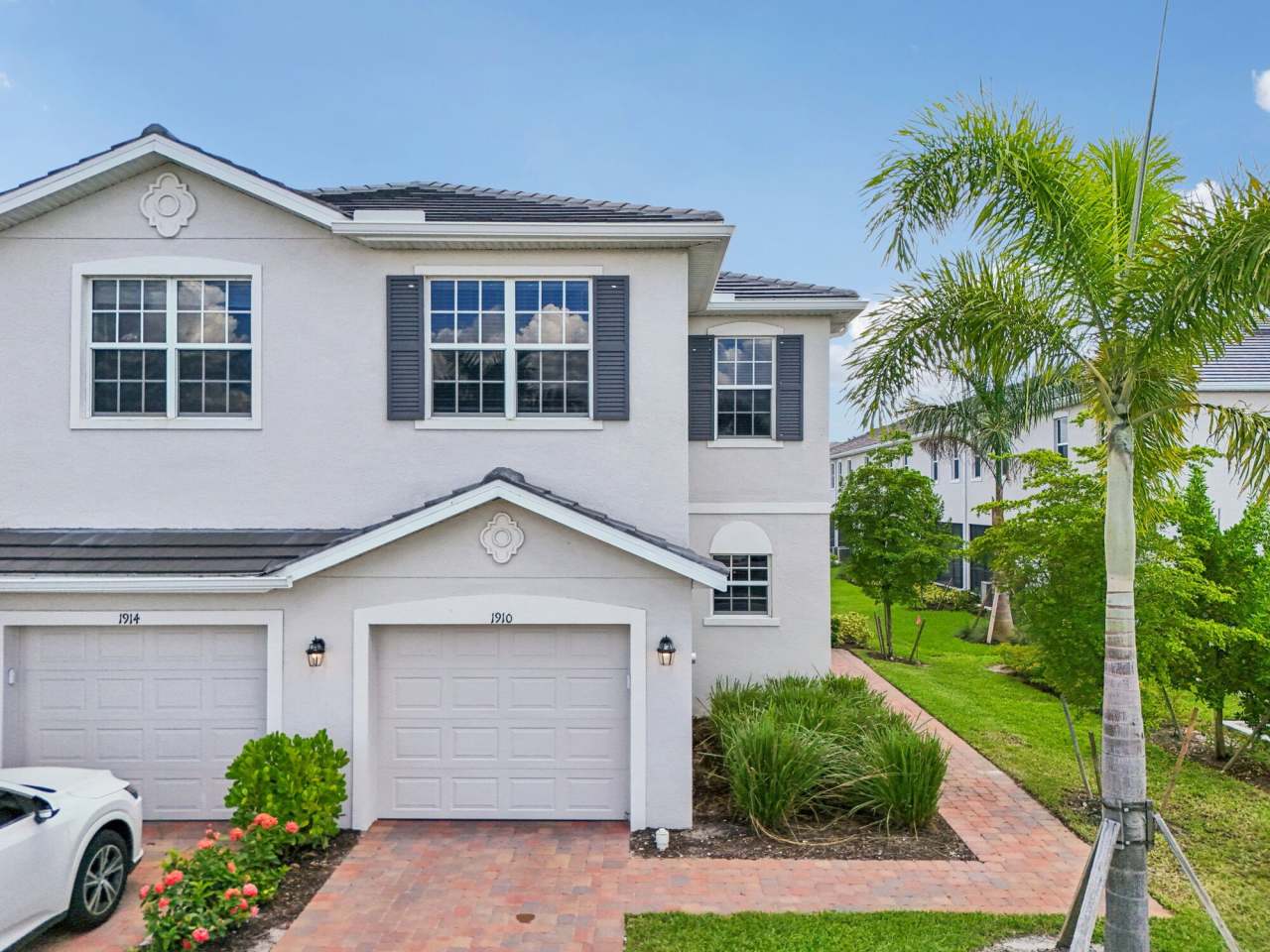 Adela at Orange Blossom - Townhomes & Apartments