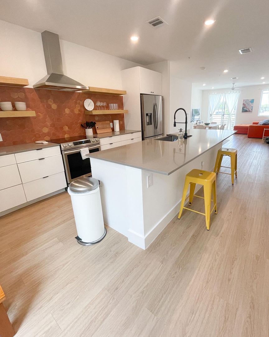 2709 E 5th St #1201, Austin, Texas 78702