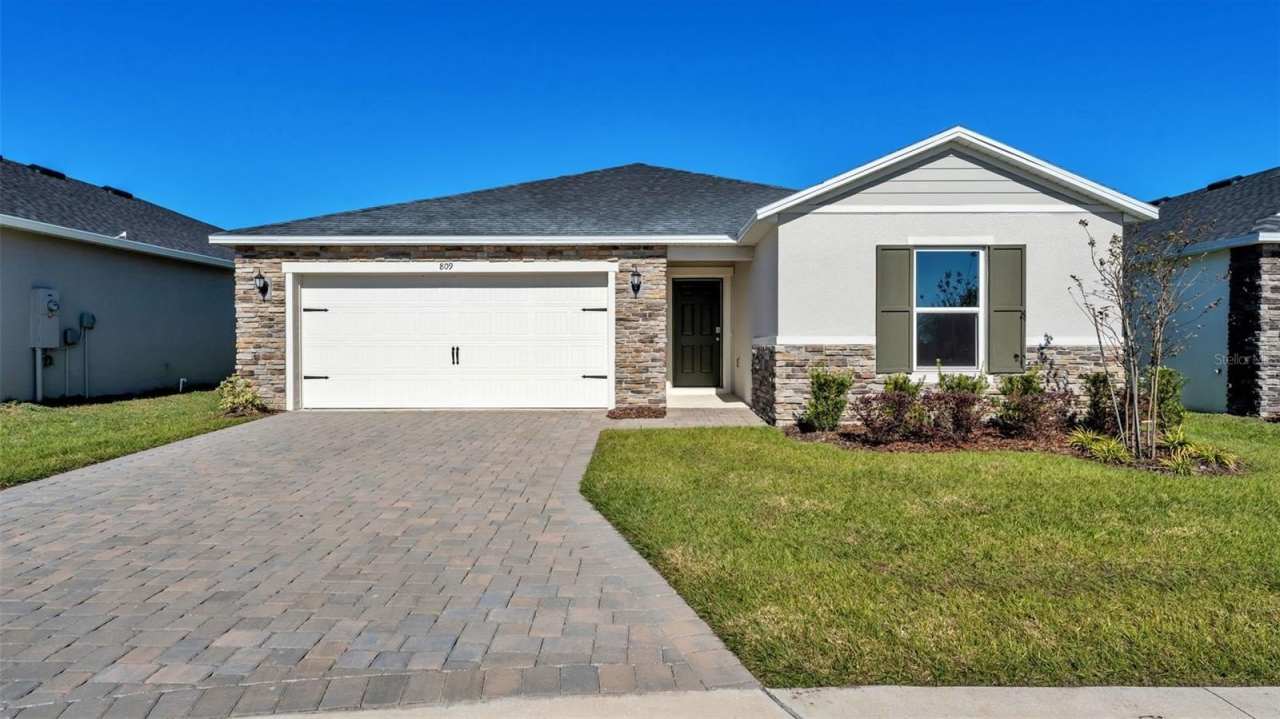 809 WEDGEWOOD STREET