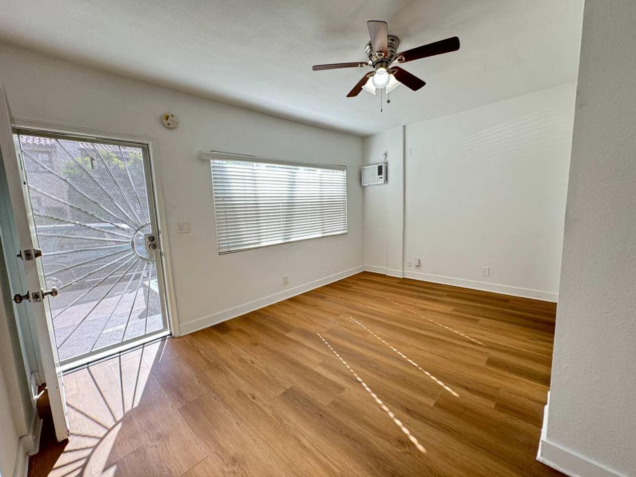 11865 Rochester Ave.