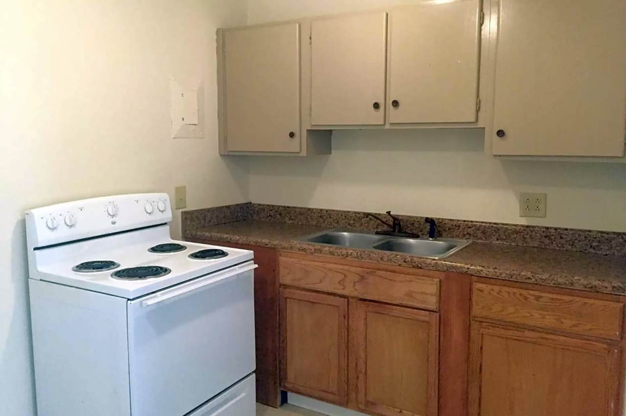 2911 New Walkertown Rd