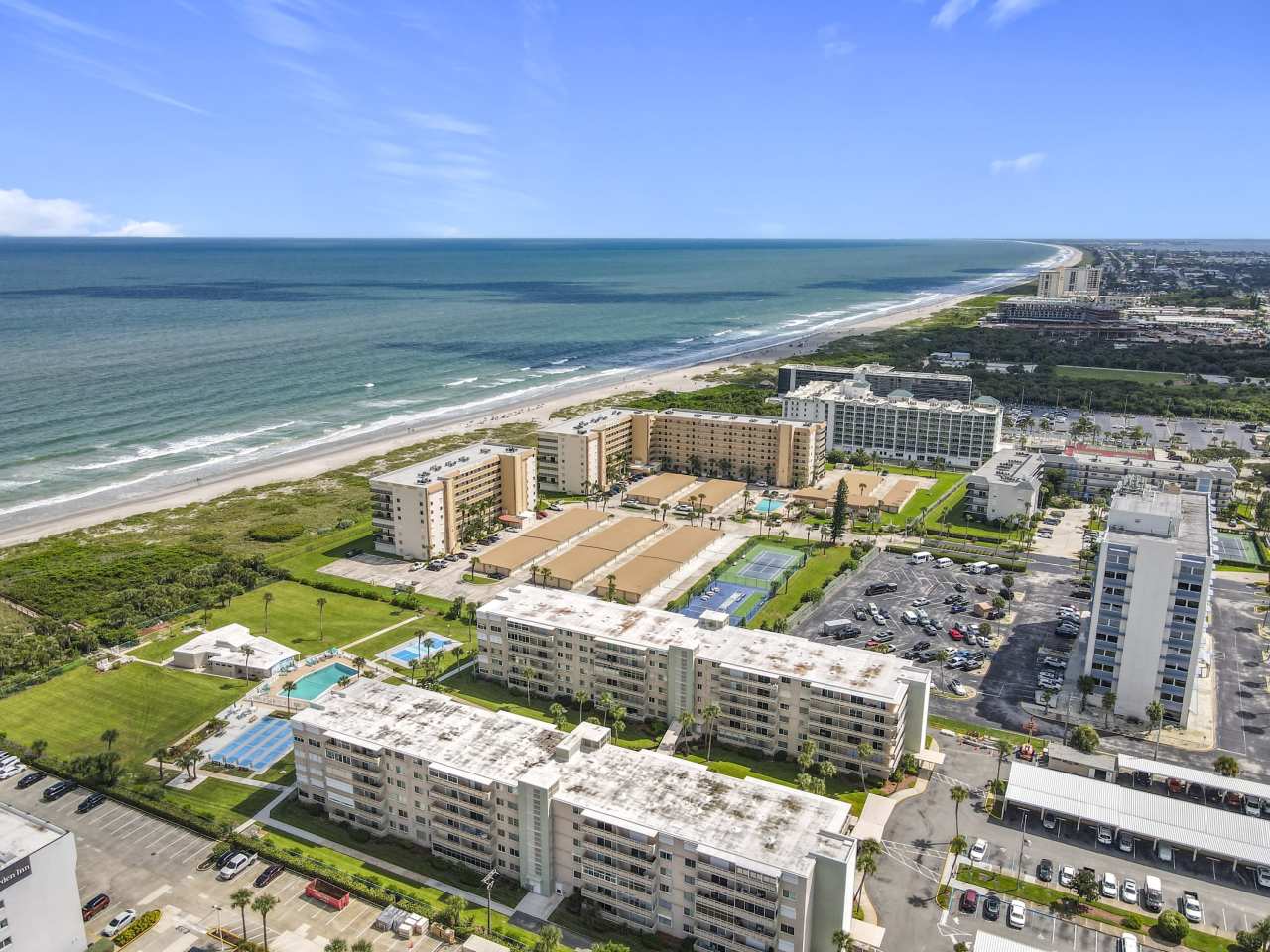 2020 North Atlantic Avenue - 517NUnit 517 North