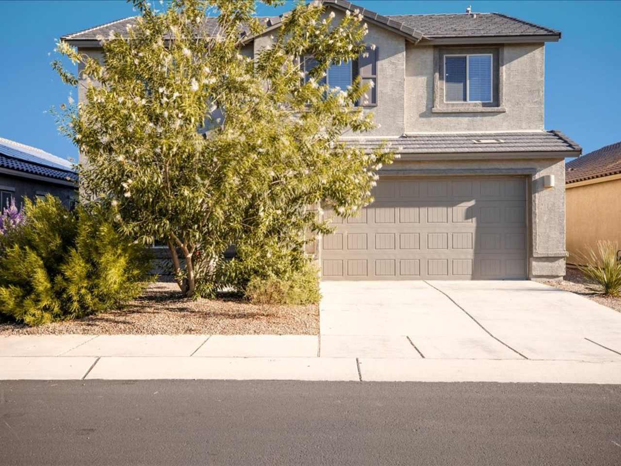 2 Story-4 Bedroom 2.5 Bathroom plus flex room and loft