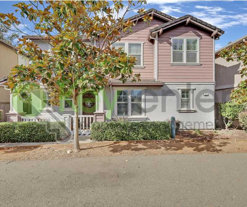 7 Crystalwood Circle