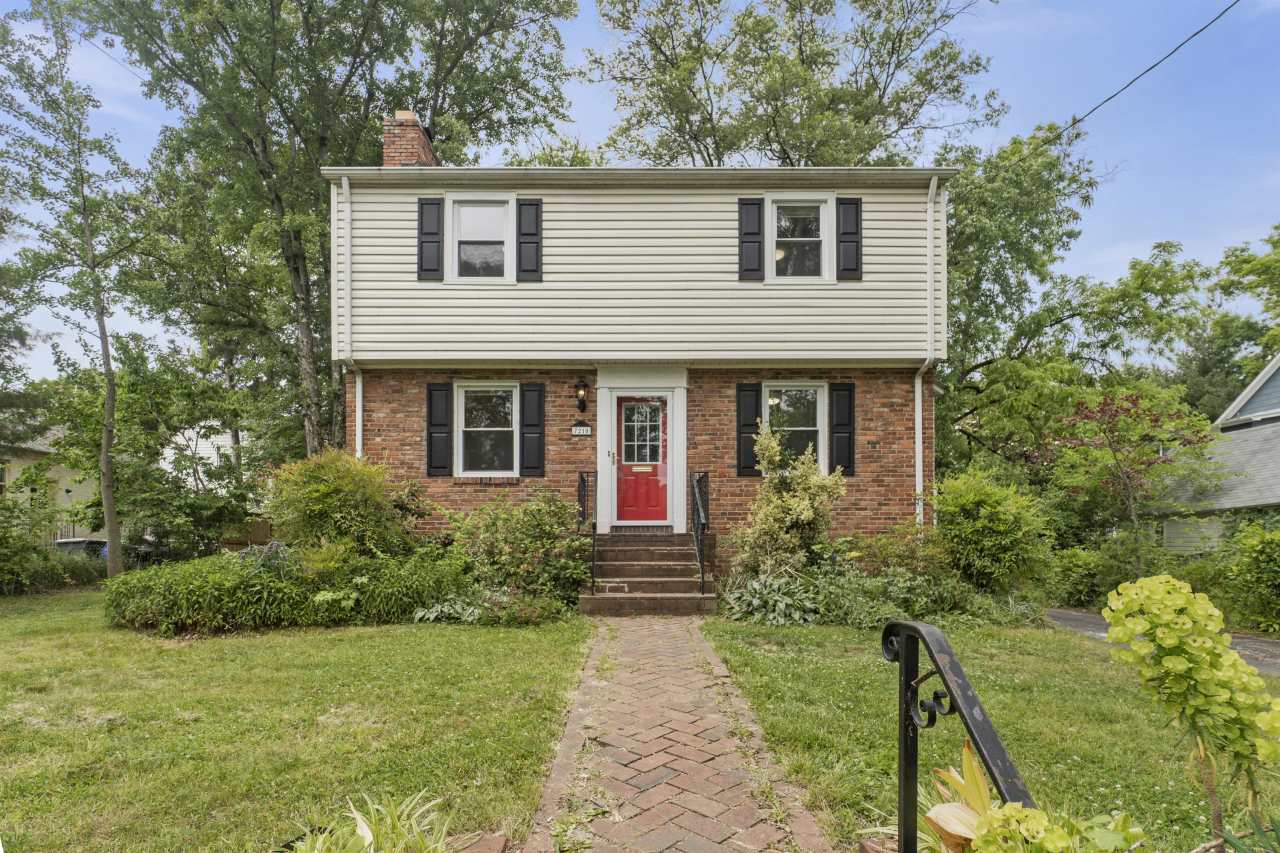 7210 Dartmouth Avenue